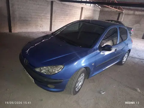 پژو، 206