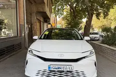 تویوتا، کمری هیبرید