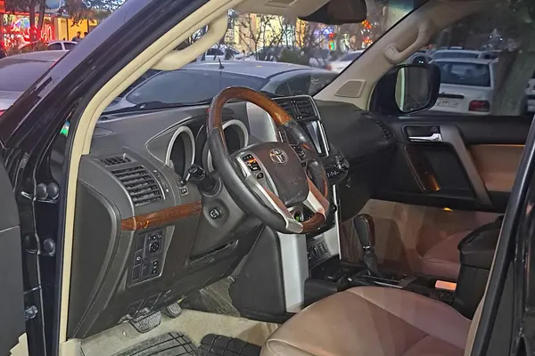 تویوتا، پرادو  چهار در