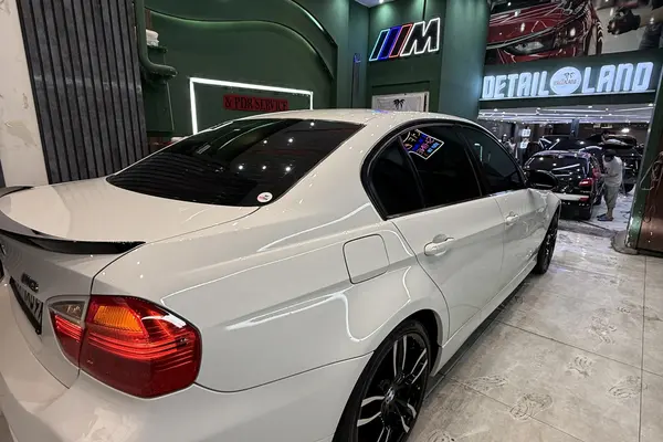 ب ام و، سری 3 سدان