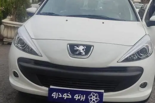 پژو،  207