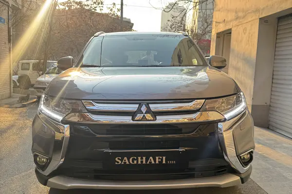 میتسوبیشی، اوتلندر