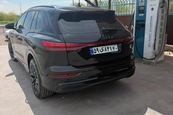 آئودی  Q5 e-tron