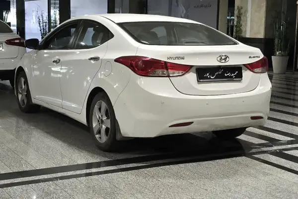 هیوندای  النترا