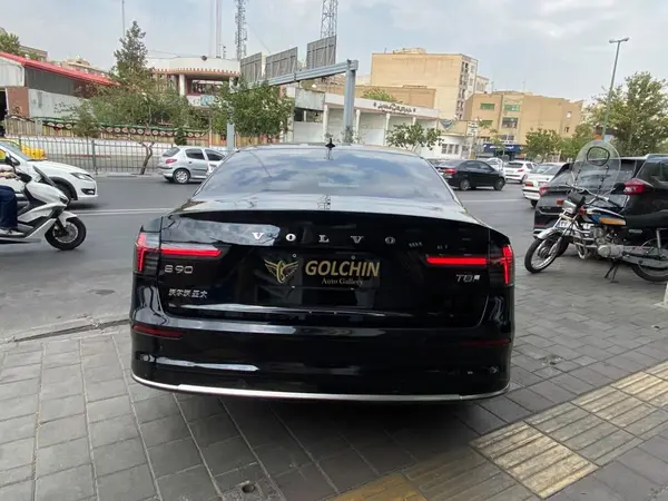 ولوو  S90