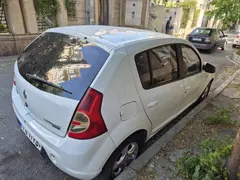 رنو، ساندرو