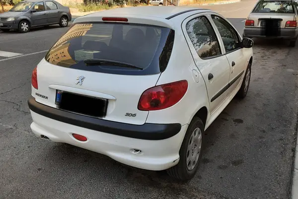 پژو  206