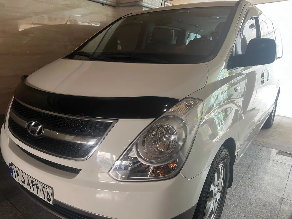 هیوندای،  H1