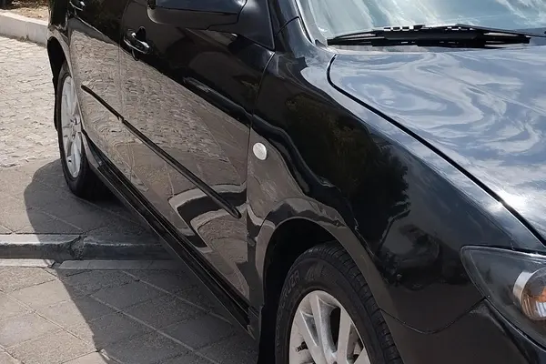 مزدا  3 قدیم