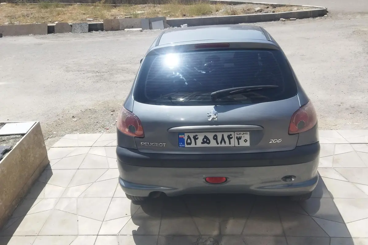 پژو،  206