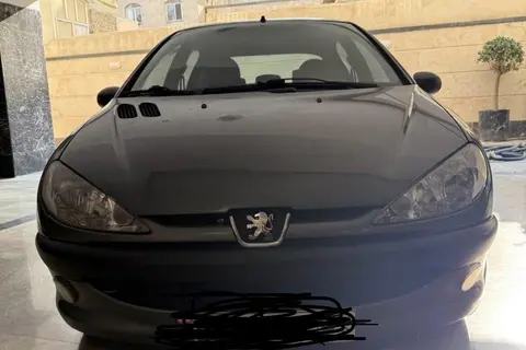 پژو، 206