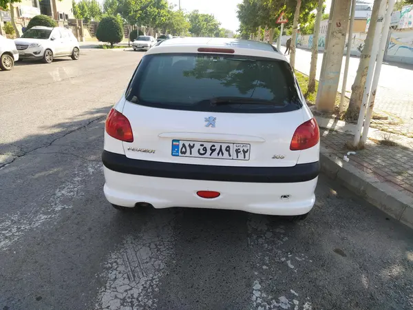 پژو  206