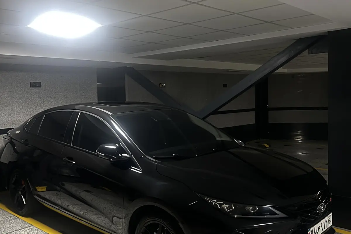 فونیکس،  آریزو 6 جی تی (Z6 GT)