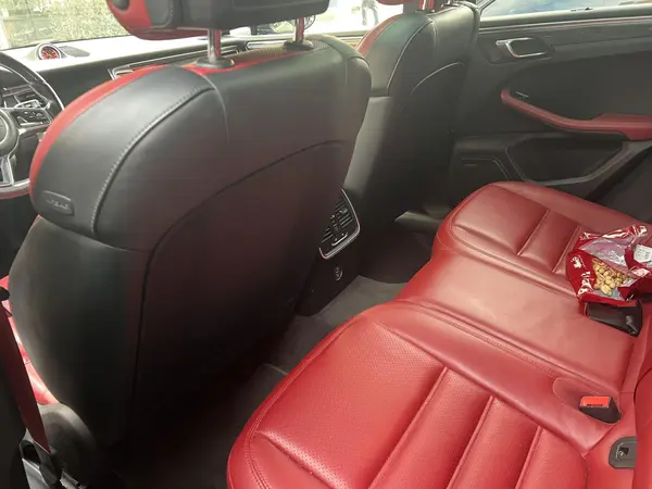 پورشه، ماکان