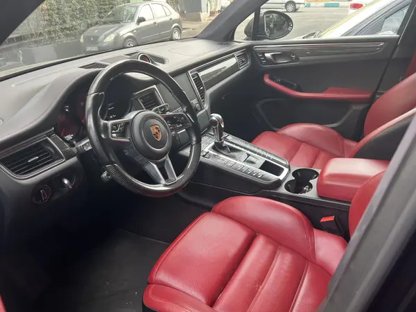 پورشه، ماکان