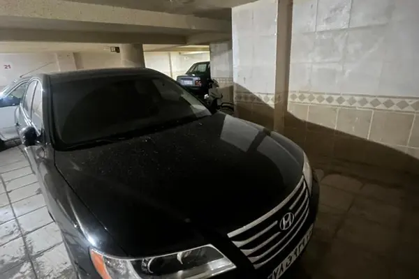 هیوندای، آزرا (گرنجور)