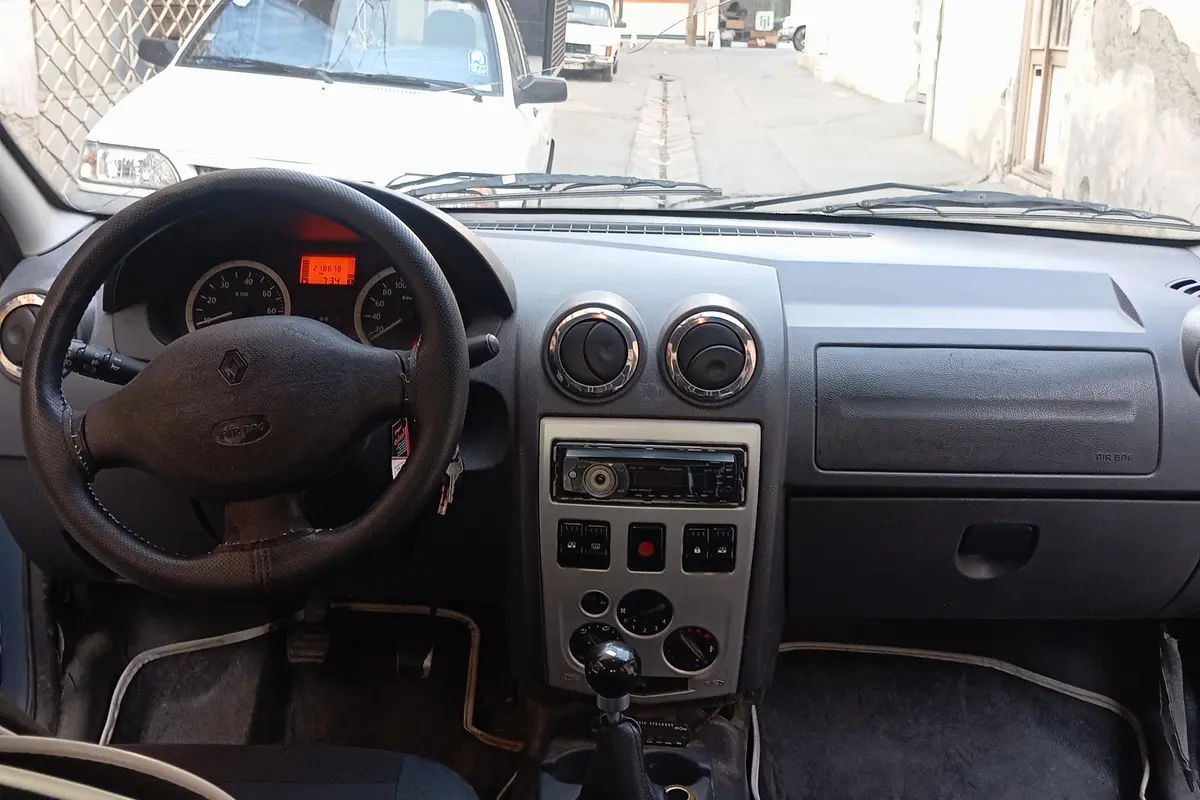 رنو،  تندر 90