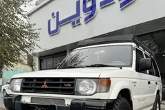 میتسوبیشی، پاجرو چهار در