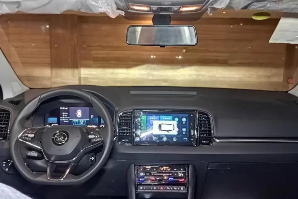 اشکودا، کاروک