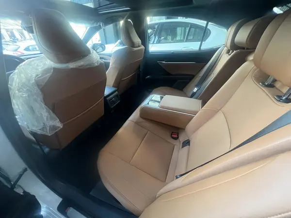 تویوتا، کمری هیبرید