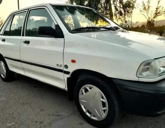 پراید،  صندوق دار