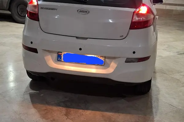 ام وی ام  315هاچ بک