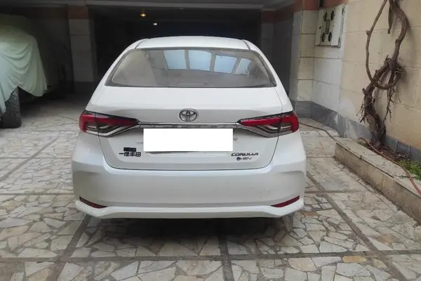 تویوتا، کرولا هیبرید