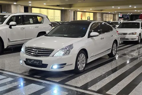 نیسان، تیانا (مونتاژ)