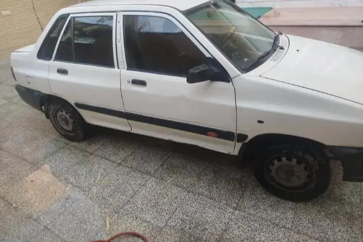 پراید،  صندوق دار