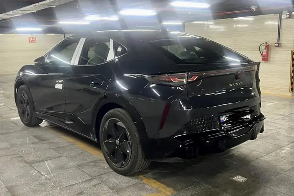 فولکس، آی دی یونیکس