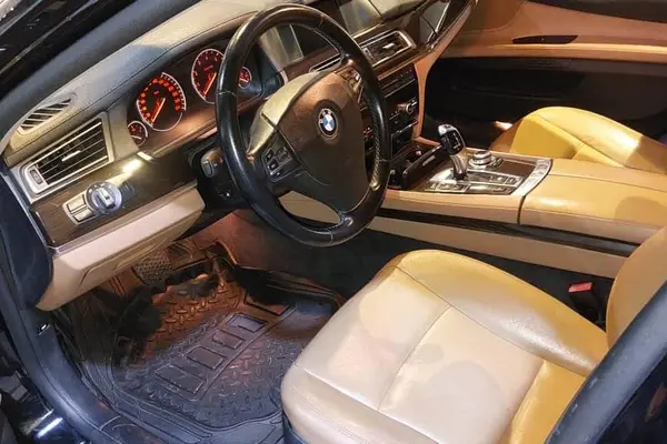 ب ام و، سری 7