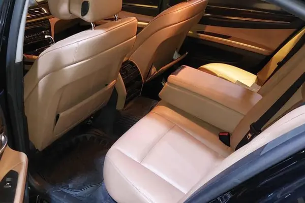 ب ام و، سری 7