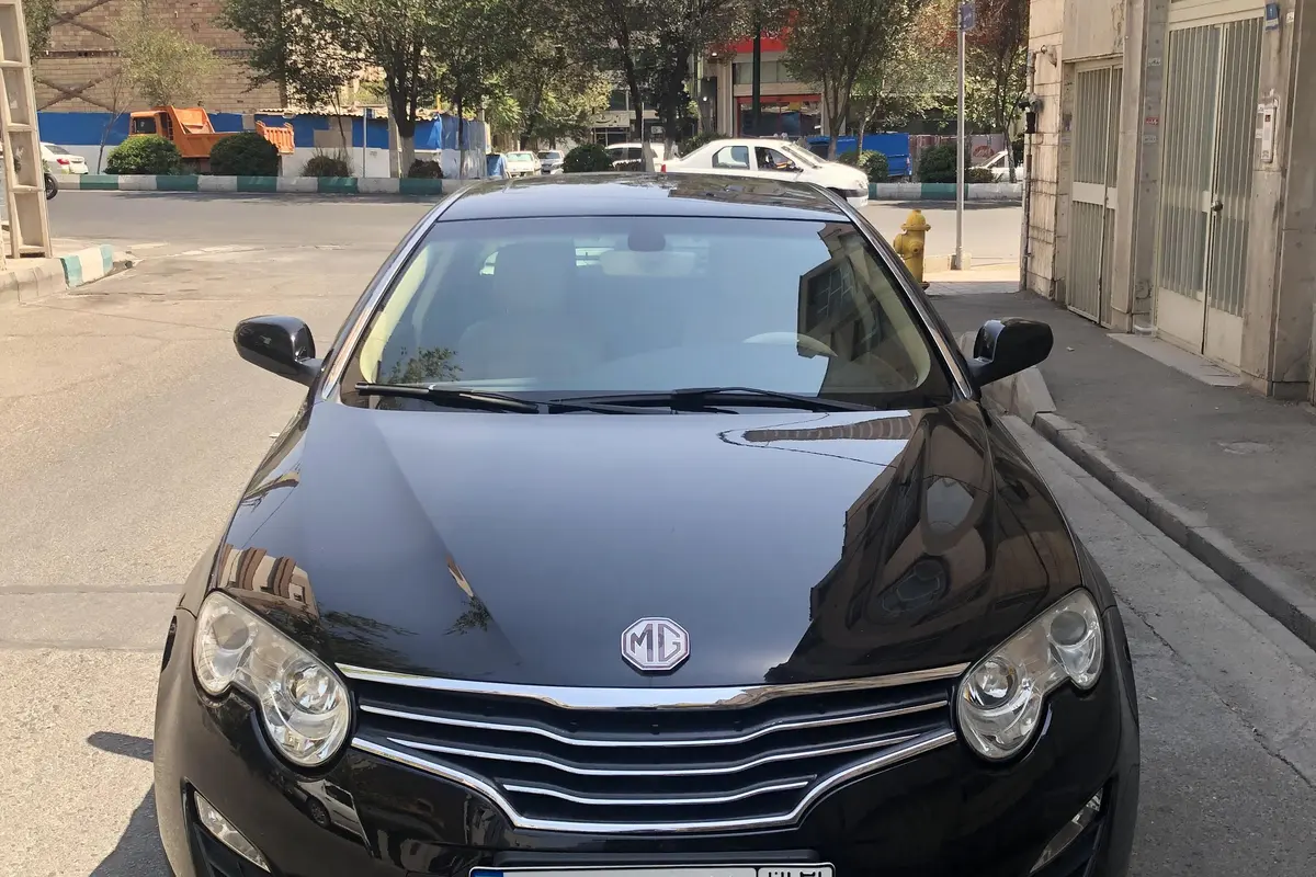 ام جی،  550
