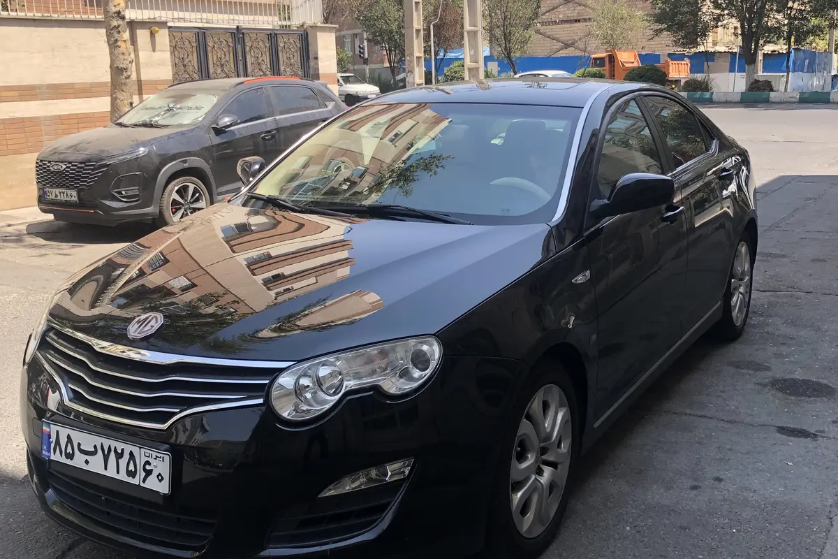 ام جی،  550