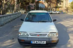 پراید، صندوق دار