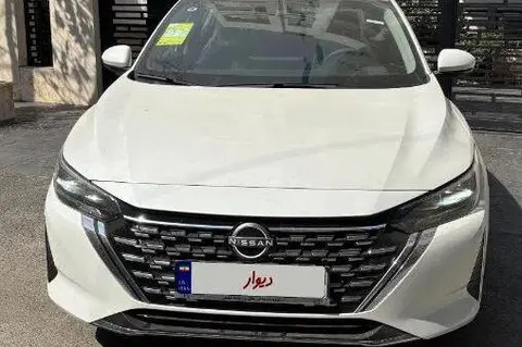 نیسان، سیلفی