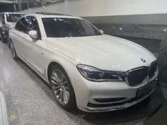 ب ام و، سری 7