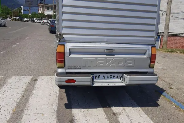 مزدا  وانت تک‌کابين