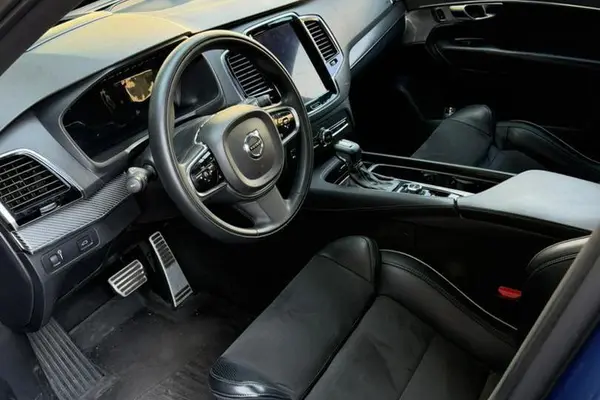 ولوو  XC90
