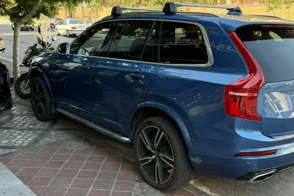 ولوو  XC90