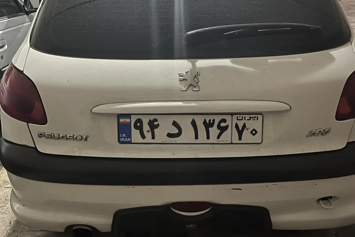 پژو،  206