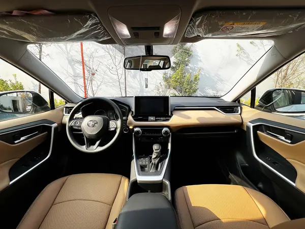 تویوتا، راوفور