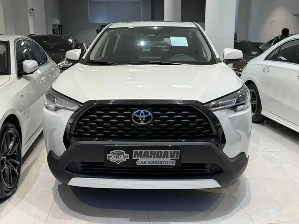 تویوتا، کرولا کراس هیبرید