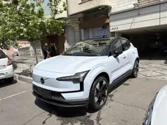 ولوو، EX30