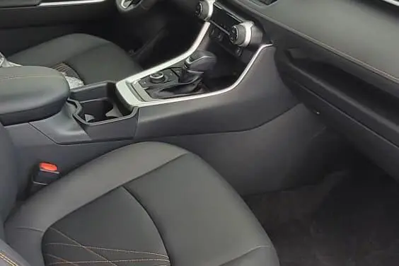 تویوتا، راوفور هیبرید