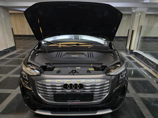 آئودی  Q5 e-tron