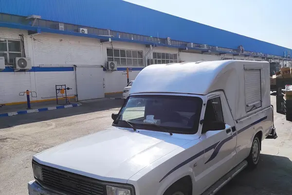 کارا، تک کابین