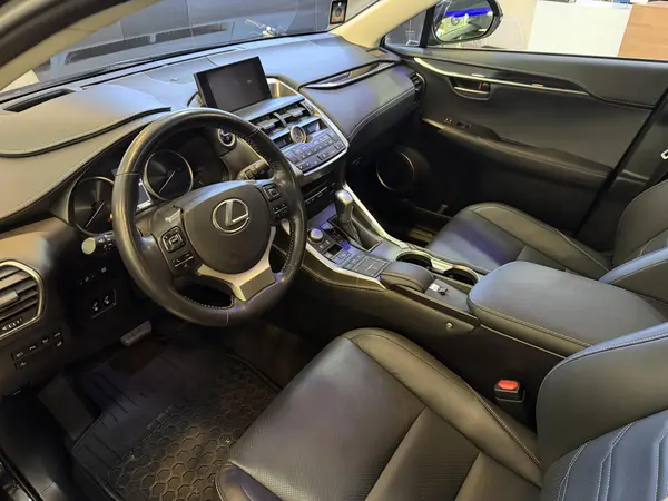 لکسوس، NX هیبرید