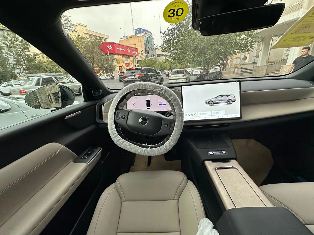 ولوو،  XC70