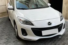 مزدا، 3 نیو صندوق دار